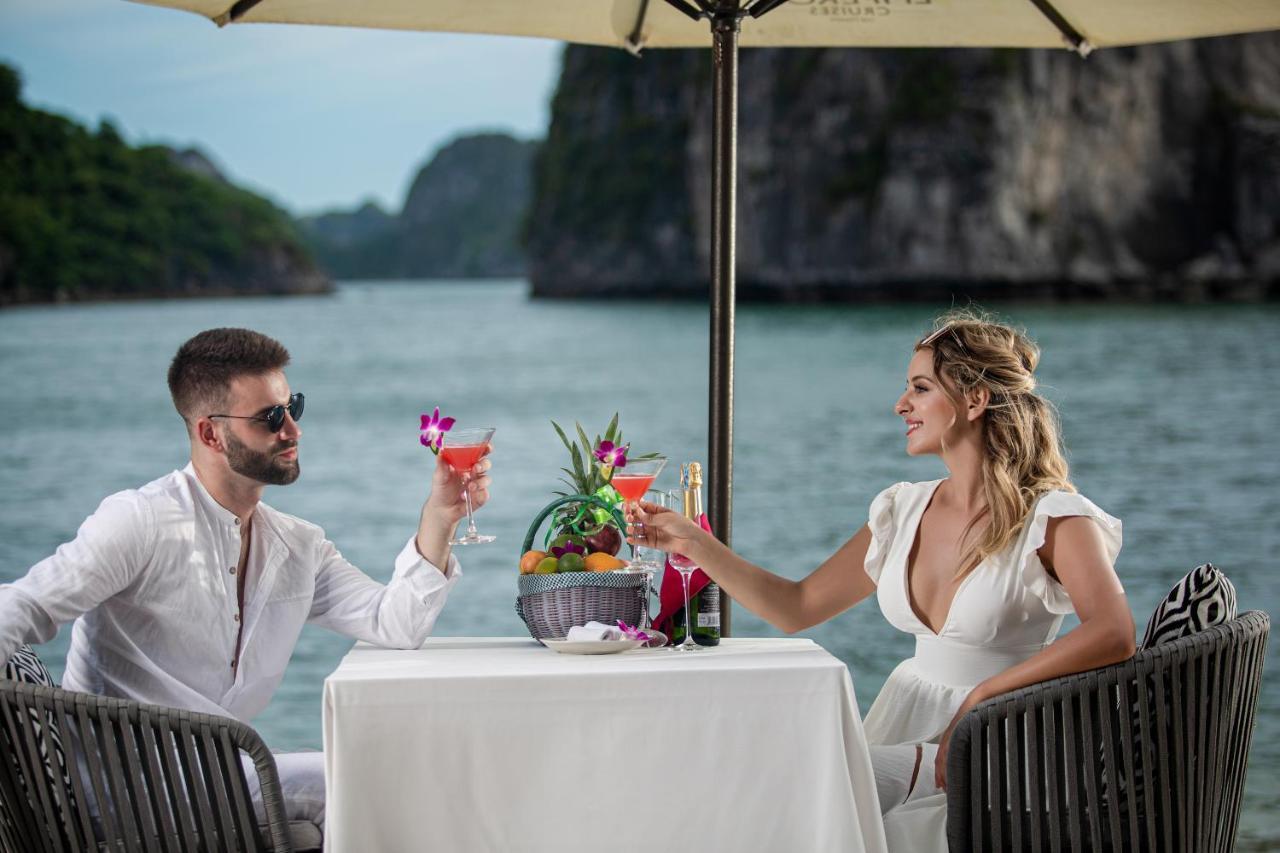 Emperor Cruises Legacy Ha Long Hotel Ngoại thất bức ảnh