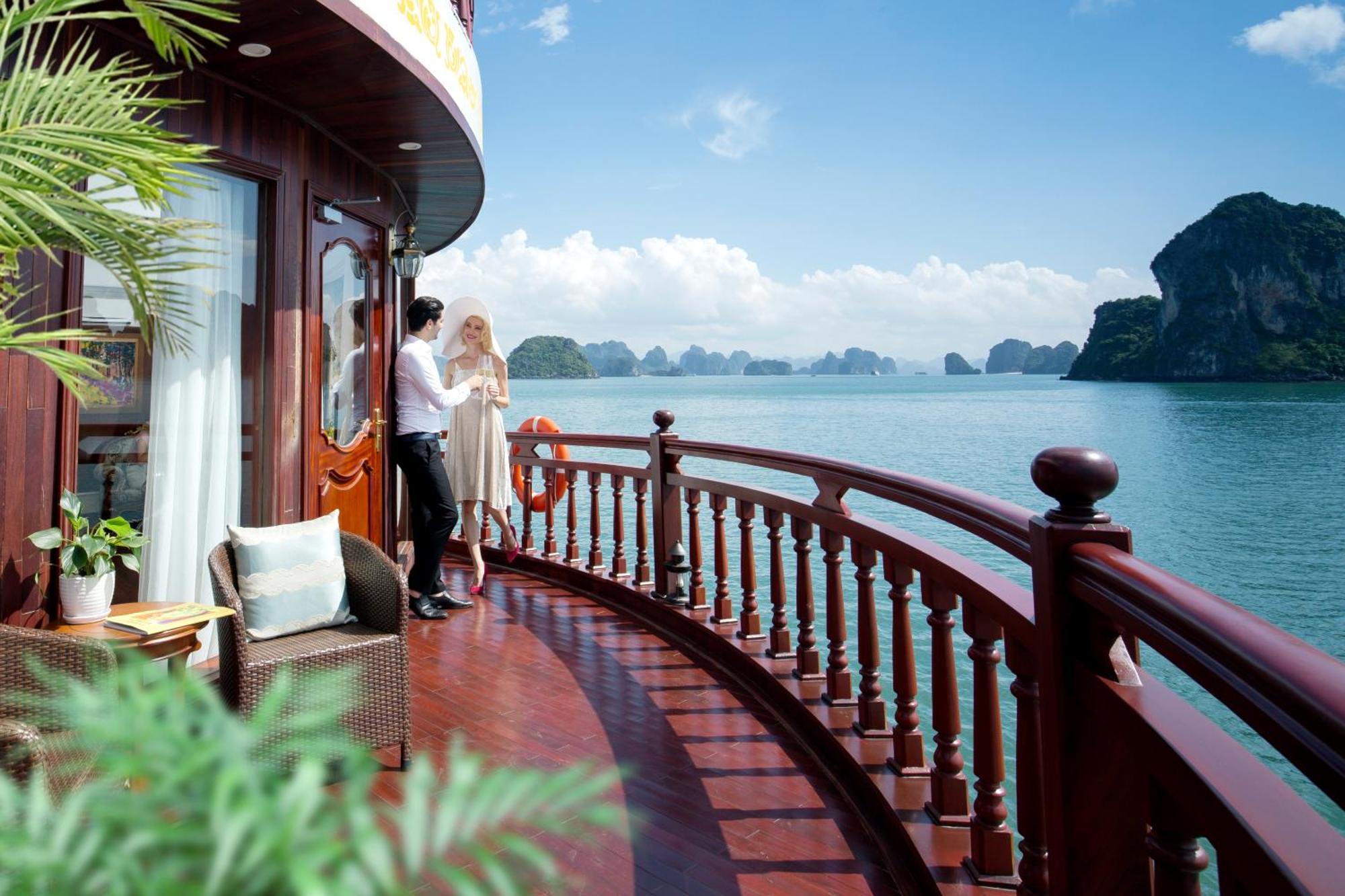 Emperor Cruises Legacy Ha Long Hotel Ngoại thất bức ảnh